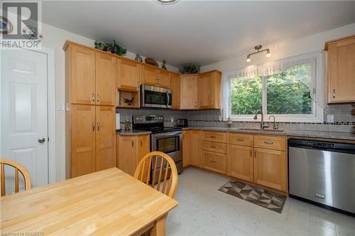 300 1St Street E, Owen Sound, ON - Indoor Photo Showing Kitchen With Stainless Steel Kitchen