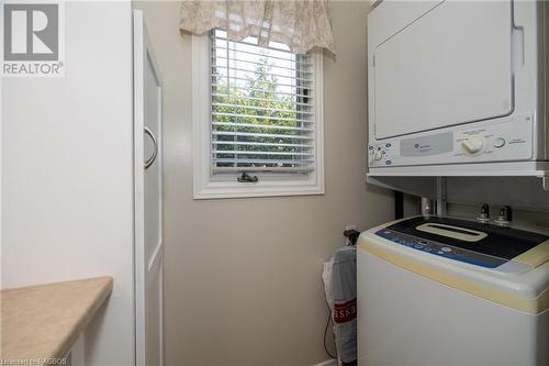 300 1St Street E, Owen Sound, ON - Indoor Photo Showing Laundry Room