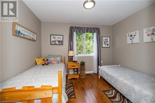 300 1St Street E, Owen Sound, ON - Indoor Photo Showing Bedroom