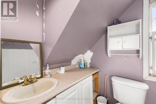 9 Monck Street, Bancroft, ON - Indoor Photo Showing Bathroom