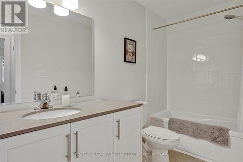 100 - 80 Marsh Avenue, Peterborough (Northcrest), ON - Indoor Photo Showing Bathroom