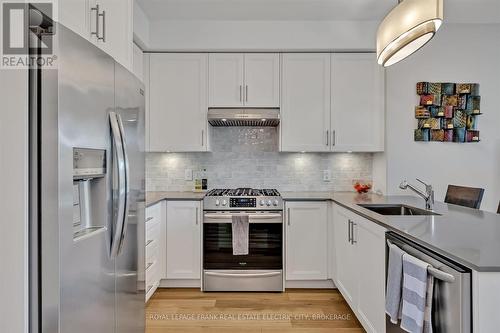 100 - 80 Marsh Avenue, Peterborough (Northcrest), ON - Indoor Photo Showing Kitchen With Upgraded Kitchen