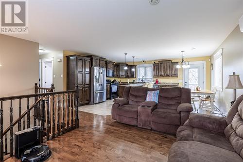 25-27 Rich'S Place, Conception Bay South, NL - Indoor Photo Showing Living Room