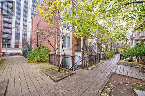 643 - 3 Everson Drive, Toronto, ON - Outdoor