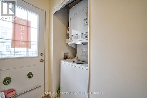 643 - 3 Everson Drive, Toronto, ON - Indoor Photo Showing Laundry Room