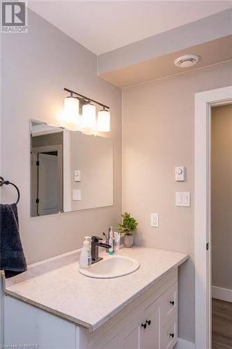 1276 Hart Road, Callander, ON - Indoor Photo Showing Bathroom