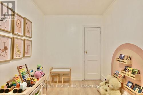 34 Penetang Street, Barrie, ON - Indoor Photo Showing Other Room