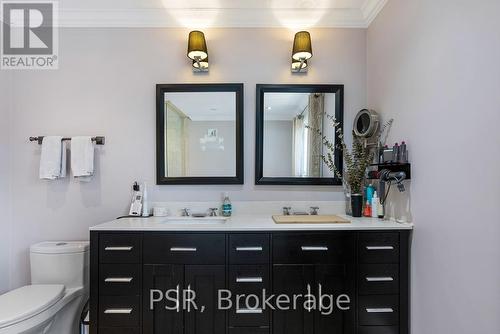 1605 Calverton Court, Mississauga, ON - Indoor Photo Showing Bathroom