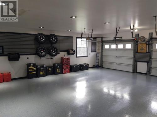 668 Fifth Lin, Sault Ste Marie, ON - Indoor Photo Showing Garage