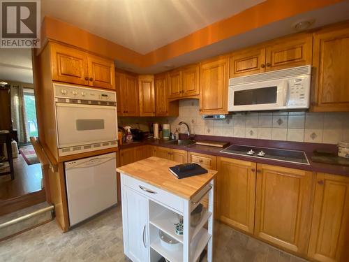 197 Main Road, Aguathuna, NL - Indoor Photo Showing Kitchen