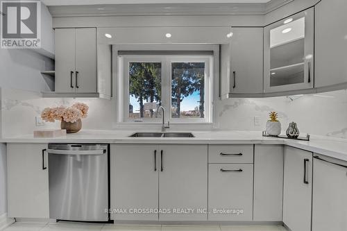 132 Marcos Boulevard, Toronto, ON - Indoor Photo Showing Kitchen With Double Sink