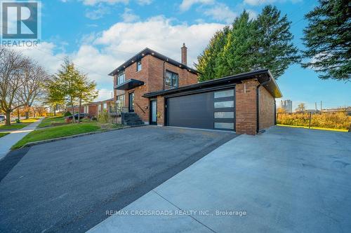 132 Marcos Boulevard, Toronto, ON - Outdoor