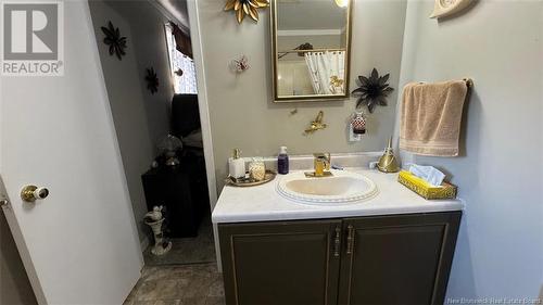 282 St Jean Street, Saint-Léonard, NB - Indoor Photo Showing Bathroom