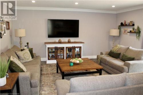 26 Winding Woods Crescent, London, ON - Indoor Photo Showing Living Room