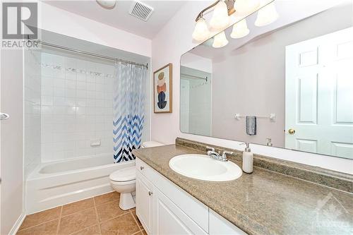 27 Steggall Crescent, Stittsville, ON - Indoor Photo Showing Bathroom