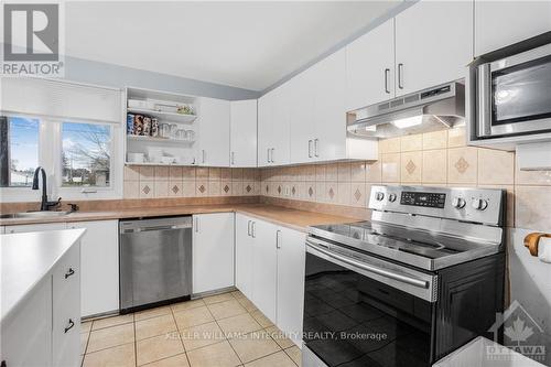 279 Edwards Street, Clarence-Rockland, ON - Indoor Photo Showing Kitchen