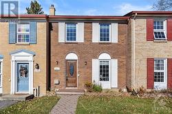 347 MONTEREY DRIVE  Ottawa, ON K2H 7B1