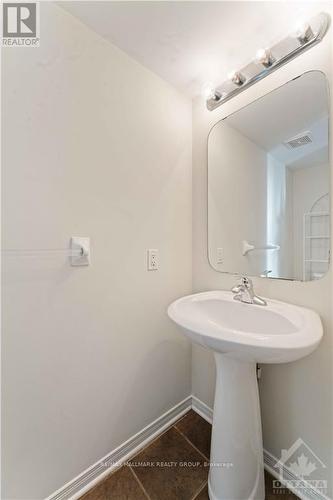 80 - 1512 Walkley Road, Ottawa, ON - Indoor Photo Showing Bathroom