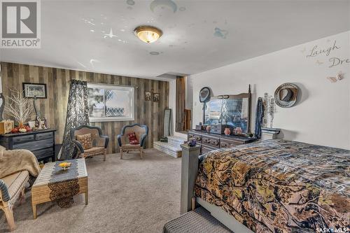 223 Railway Avenue, Vibank, SK - Indoor Photo Showing Bedroom