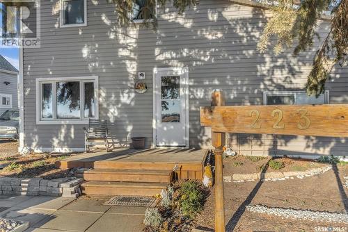 223 Railway Avenue, Vibank, SK - Outdoor