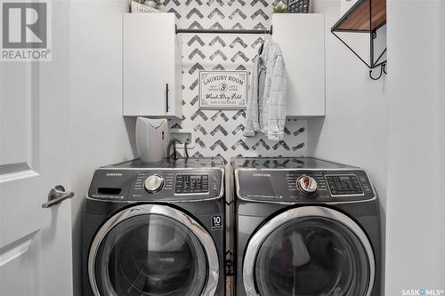 734 Kolynchuk Court, Saskatoon, SK - Indoor Photo Showing Laundry Room