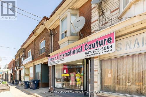 1085 Weston Road, Toronto, ON 