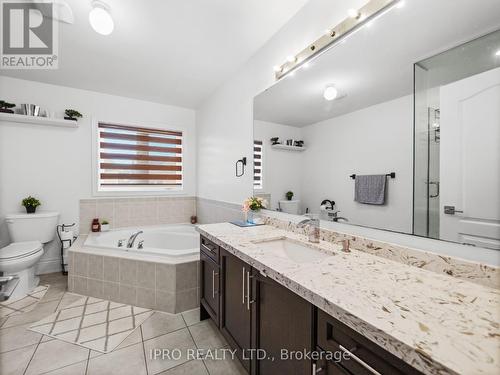 346 Landsborough Avenue, Milton, ON - Indoor Photo Showing Bathroom