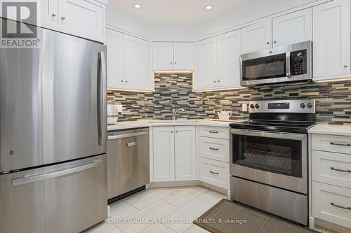 14 - 155 Killarney Road, London, ON - Indoor Photo Showing Kitchen With Upgraded Kitchen