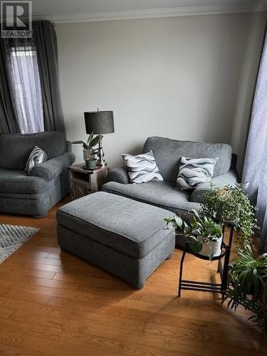 307 Ambridge, Iroquois Falls, ON - Indoor Photo Showing Living Room