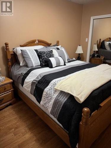 307 Ambridge Drive, Iroquois Falls, ON - Indoor Photo Showing Bedroom