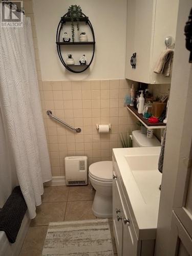 727 Ambridge Drive, Iroquois Falls, ON - Indoor Photo Showing Bathroom