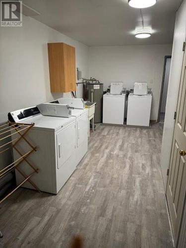 727 Ambridge Drive, Iroquois Falls, ON - Indoor Photo Showing Laundry Room