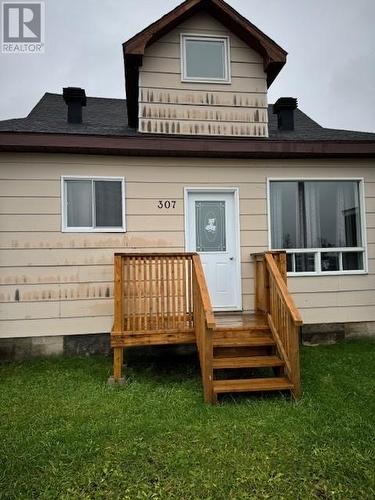 727 Ambridge, Iroquois Falls, ON - Outdoor