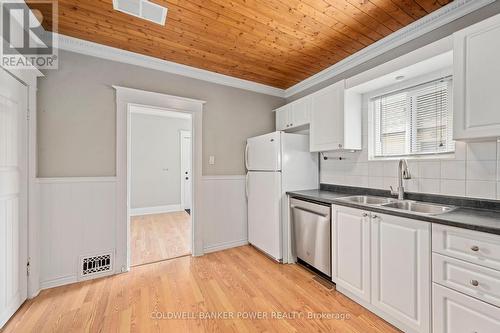 714 Cheapside Street, London, ON - Indoor Photo Showing Kitchen With Double Sink