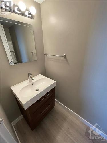 665 Bathgate Drive Unit#1005, Ottawa, ON - Indoor Photo Showing Bathroom