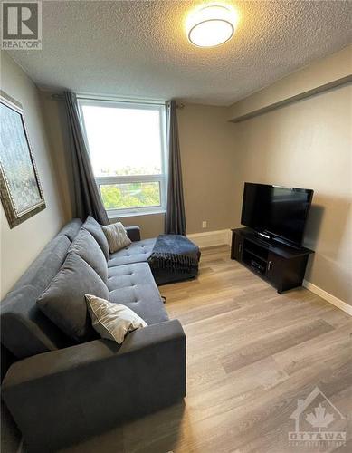 665 Bathgate Drive Unit#1005, Ottawa, ON - Indoor