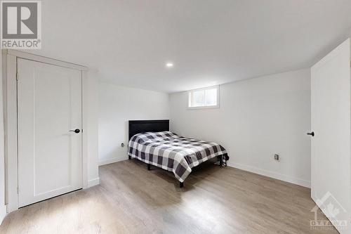 398 County Road 23 Road, Merrickville, ON - Indoor Photo Showing Bedroom