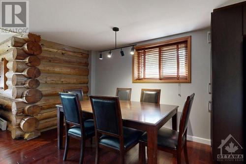 398 County Road 23 Road, Merrickville, ON - Indoor Photo Showing Dining Room