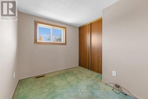 192 Golden Orchard Drive, Hamilton, ON - Indoor Photo Showing Other Room