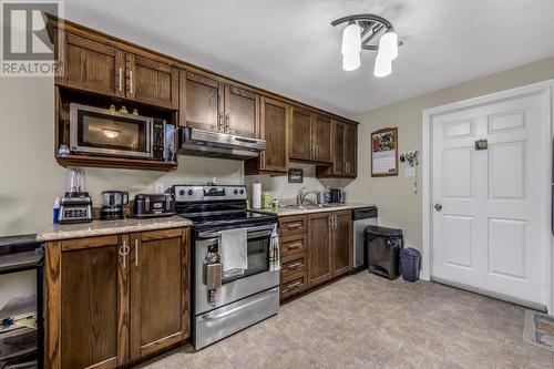 11 Lady Anderson Street, St. John'S, NL - Indoor Photo Showing Kitchen