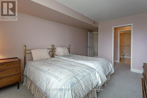 602 - 7 Picton Street, London, ON - Indoor Photo Showing Bedroom