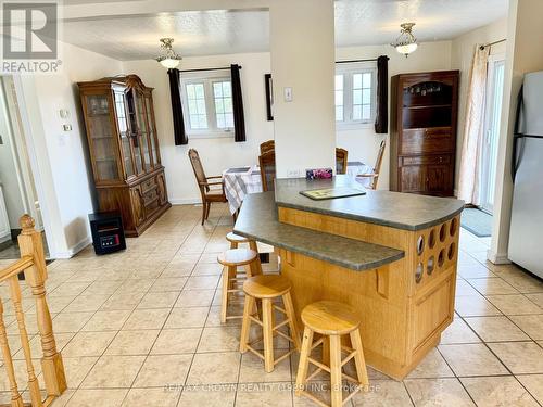 919 Highway 11, Fauquier-Strickland, ON - Indoor Photo Showing Dining Room