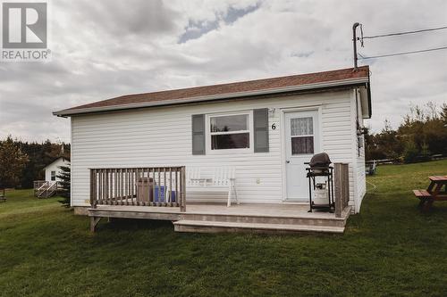 38 Beach Road, Eastport, NL 