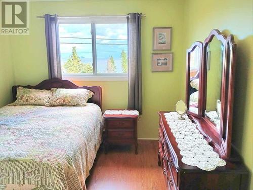 38 Beach Road, Eastport, NL 