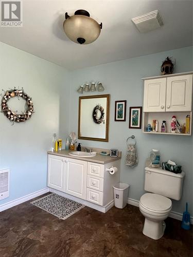 133 Middleton Avenue, Bell Island, NL - Indoor Photo Showing Bathroom