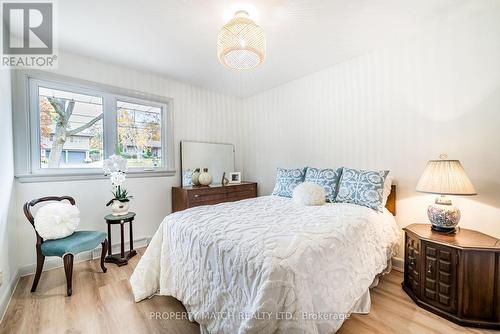 962 Mohawk Street, Oshawa, ON - Indoor Photo Showing Bedroom