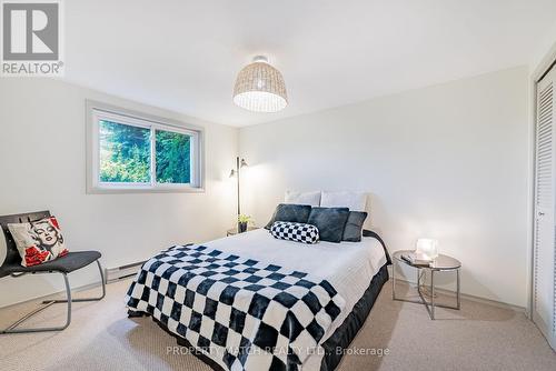 962 Mohawk Street, Oshawa, ON - Indoor Photo Showing Bedroom