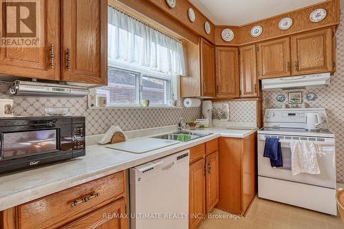 98 Portsdown Road, Toronto, ON - Indoor Photo Showing Kitchen With Double Sink