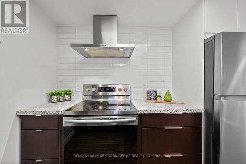 1407 - 65 Ellen Street, Barrie, ON - Indoor Photo Showing Kitchen