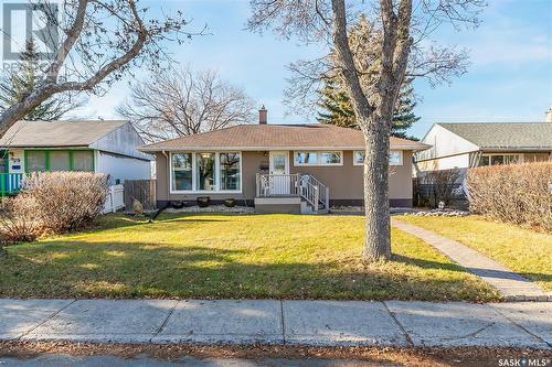 2518 Edward Street, Regina, SK - Outdoor